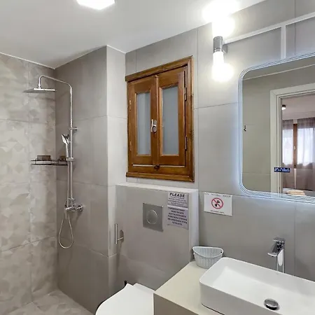 Holiday home Serenity Batsi